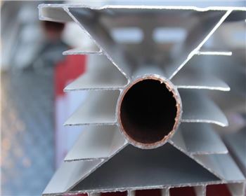 陜西太諾銅鋁復合暖氣片的截面圖